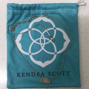 Kendra Scott Eliza Silver short pendant necklace